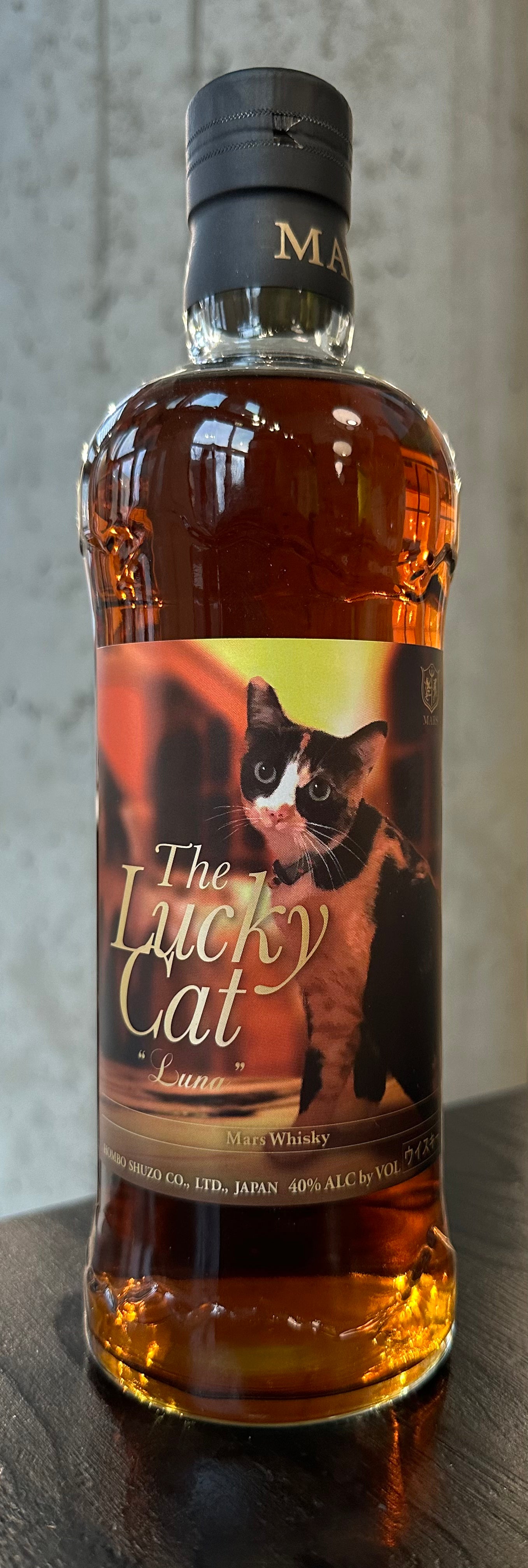Mars Shinshu Whisky "The Lucky Cat–Luna"